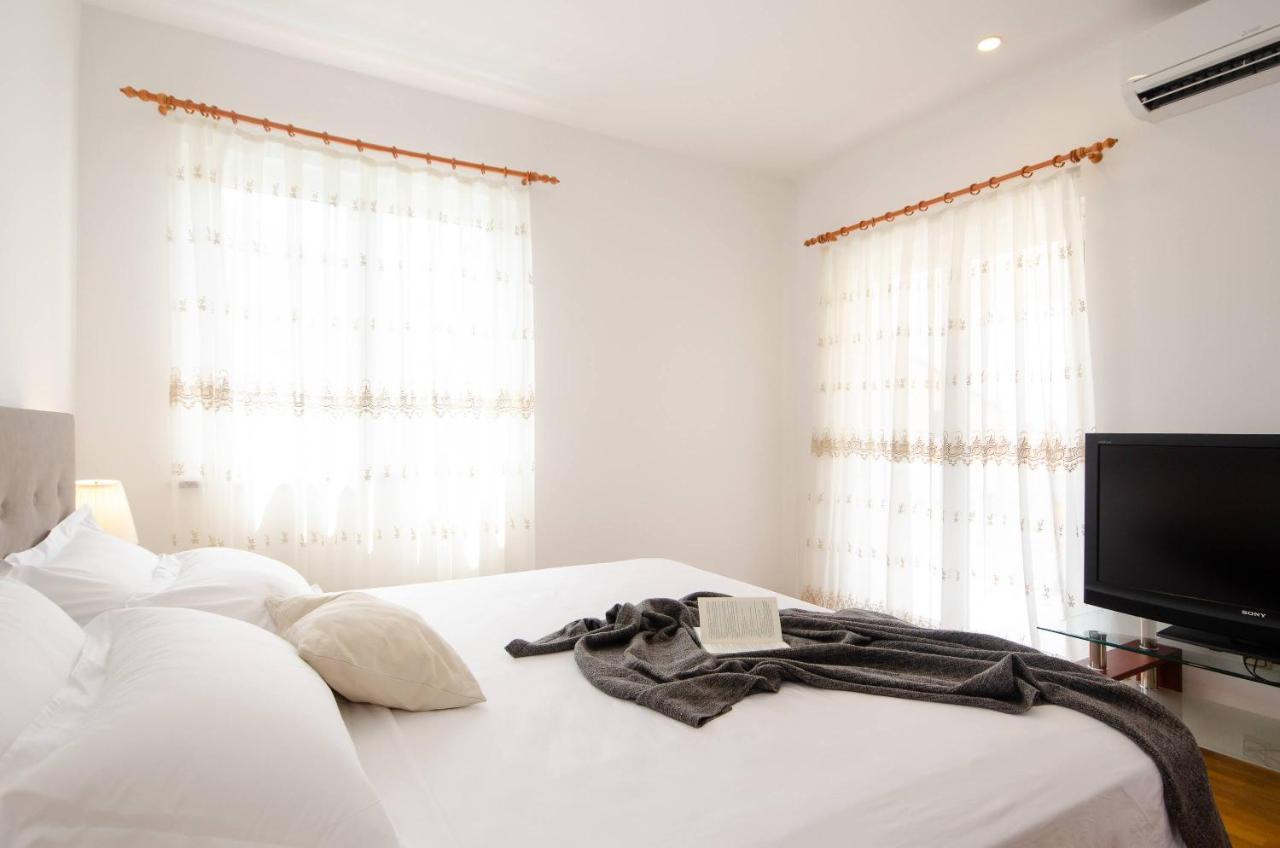 Villa Juliana โรวีน ภายนอก รูปภาพ